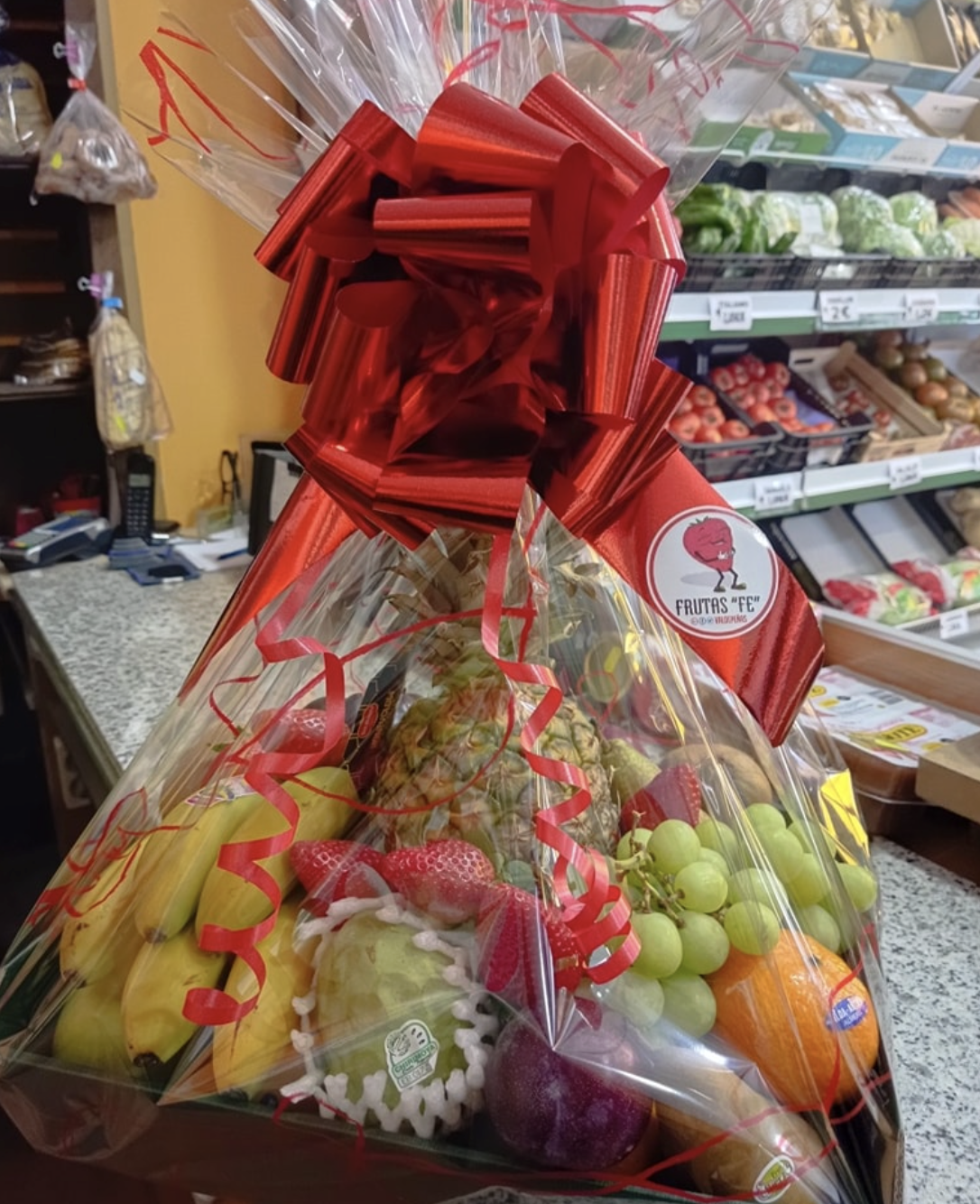Cesta de Frutas de Temporada